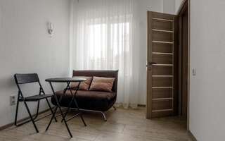 Отель Hotel Sorrento Одесса Двухместный номер с двуспальной кроватью и дополнительной кроватью-17