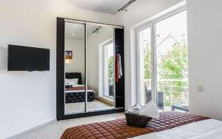 Отель Hotel Sorrento Одесса Двухместный номер с 1 кроватью и балконом-1